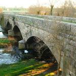 El puente de Las Uces, a 20 m. del molino