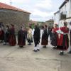 Danzas populares durante las fiestas del pueblo.